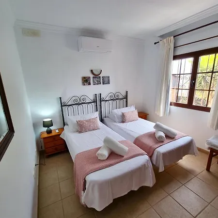 Casa Lagarto Heated Pool Aircon Villa Playa Blanca